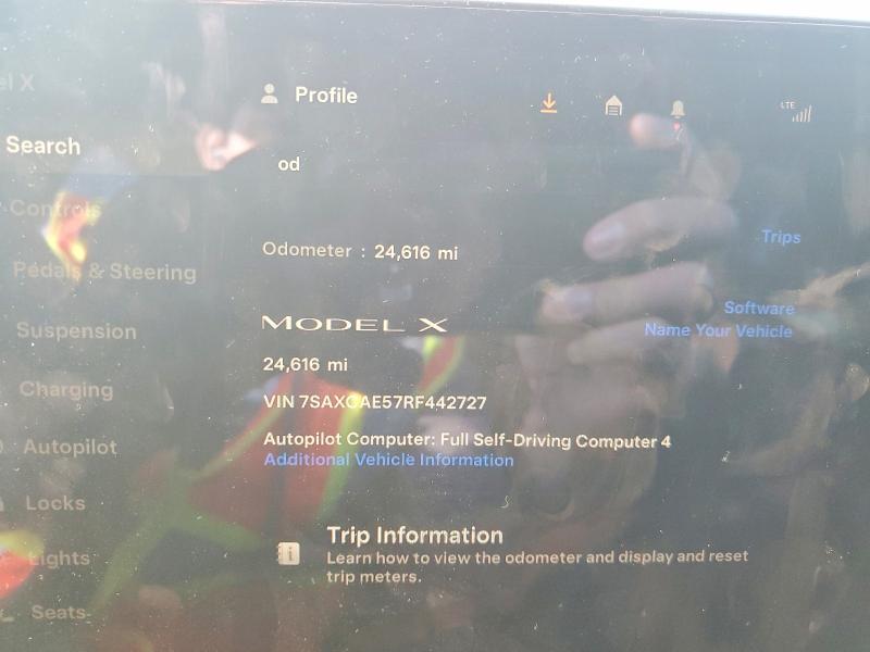 76989025 :رقم المزاد ، 7SAXCAE57RF442727 vin ، 2024 Tesla Model X مزاد بيع