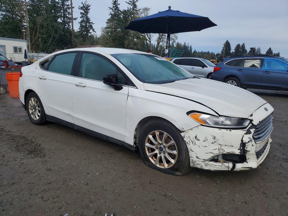 76202505 :رقم المزاد ، 3FA6P0G72FR128618 vin ، 2015 Ford Fusion مزاد بيع
