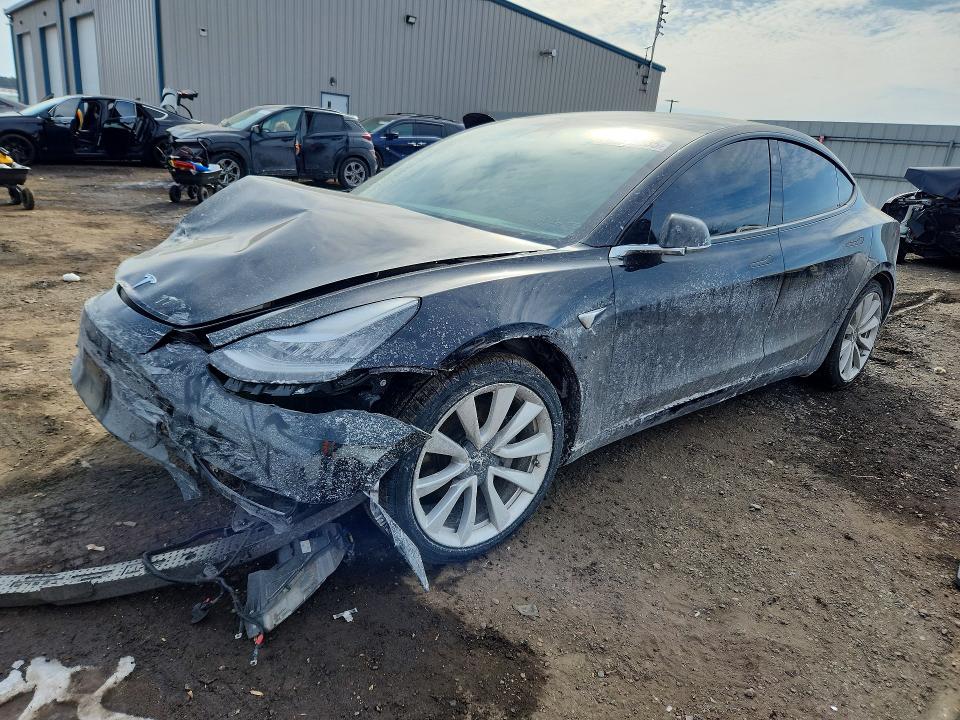 2020 Tesla Model 3 მანქანა იყიდება აუქციონზე, vin: 5YJ3E1EB8LF600768, აუქციონის ნომერი: 76774035