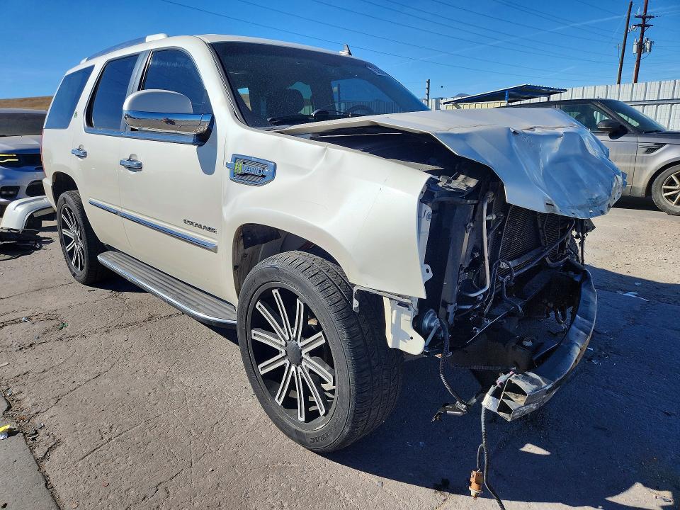 Продажа на аукционе авто 2010 Cadillac Escalade, vin: 1GYUKEEJ0AR244393, номер лота: 76259135