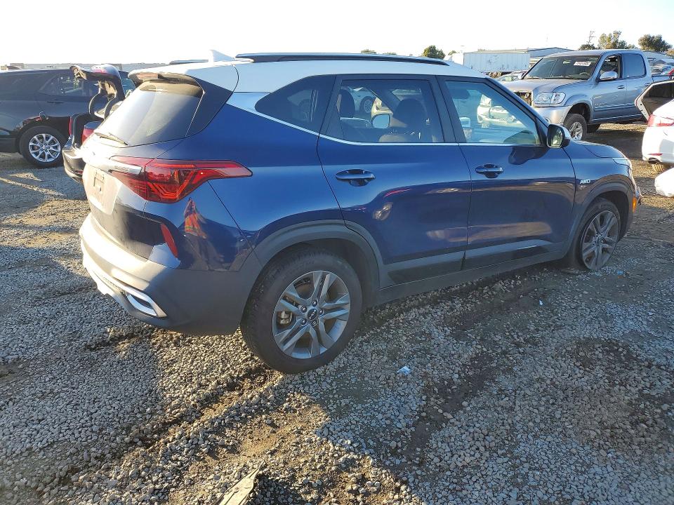 78211815 :رقم المزاد ، KNDEUCAA6N7306007 vin ، 2022 Kia Seltos مزاد بيع