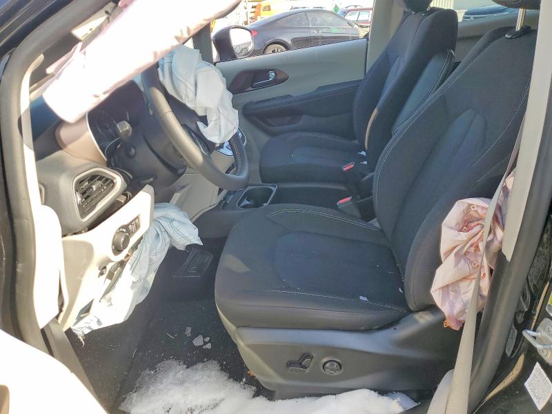 75178095 :رقم المزاد ، 2C4RC1CG2PR548577 vin ، 2023 Chrysler Voyager مزاد بيع