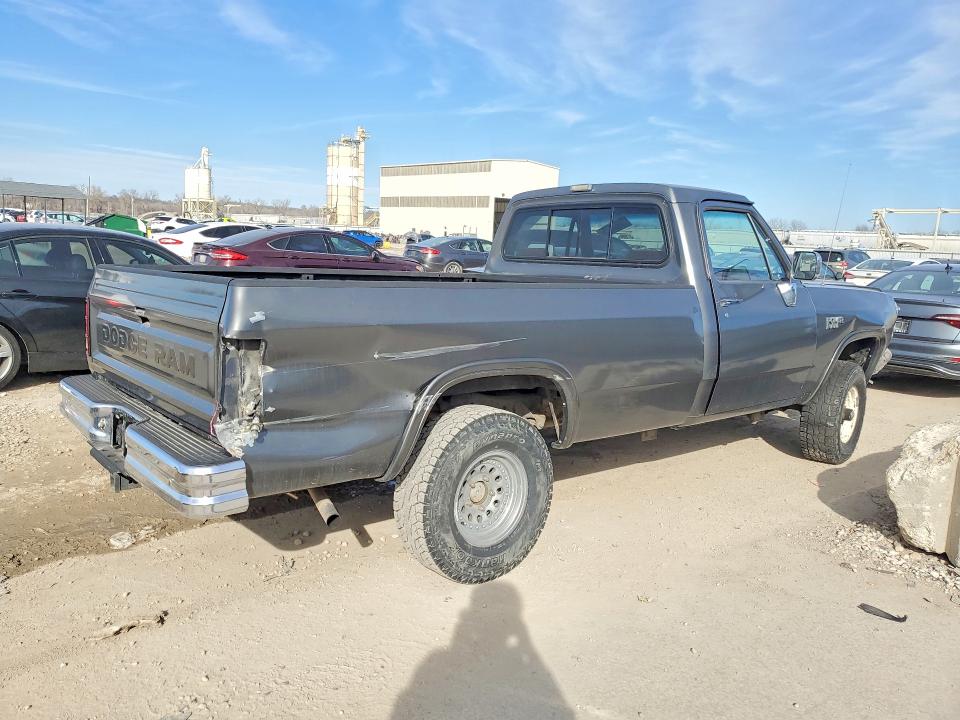 1987 Dodge W-series მანქანა იყიდება აუქციონზე, vin: 1B7HW04T4HS421967, აუქციონის ნომერი: 78064875