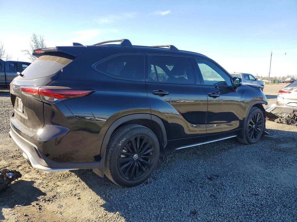 79222245 :رقم المزاد ، 5TDKDRBH0RS532718 vin ، 2024 Toyota Highlander مزاد بيع