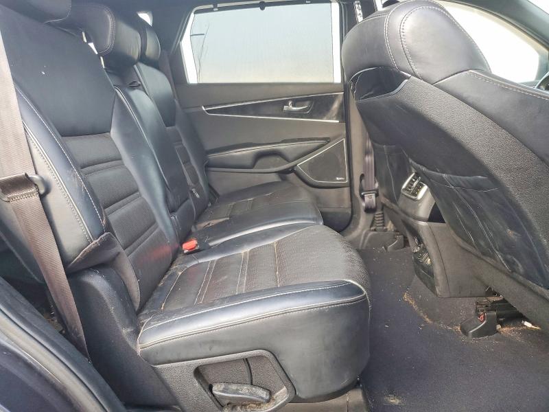 Продаж на аукціоні авто 2018 Kia Sorento, vin: 5XYPKDA50JG402199, номер лоту: 77855375