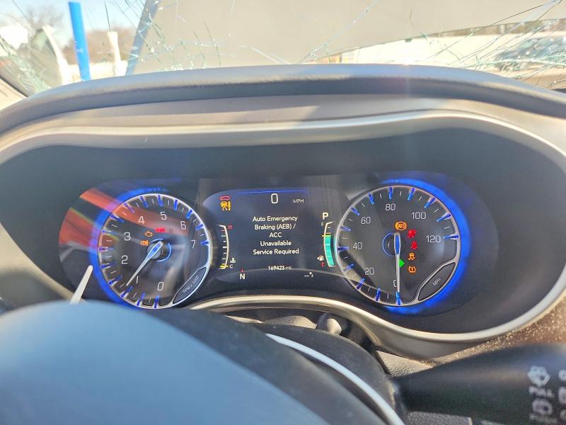 77907595 :رقم المزاد ، 2C4RC1BG3NR170252 vin ، 2022 Chrysler Pacifica مزاد بيع