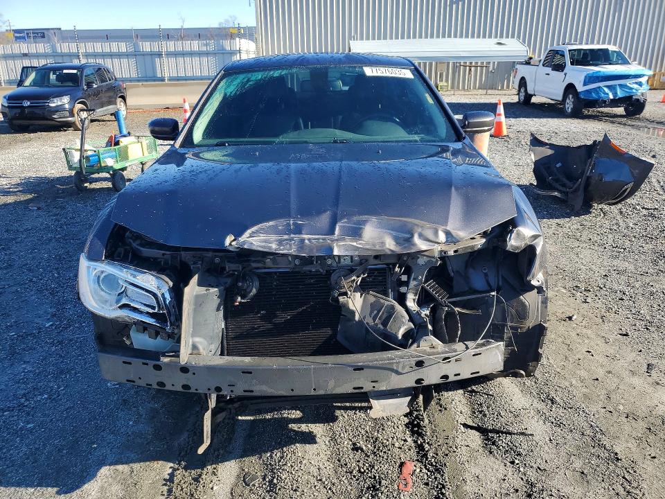 Aukcja sprzedaży 2019 Chrysler 300, vin: 2C3CCAAGXKH561427, numer aukcji: 77576035
