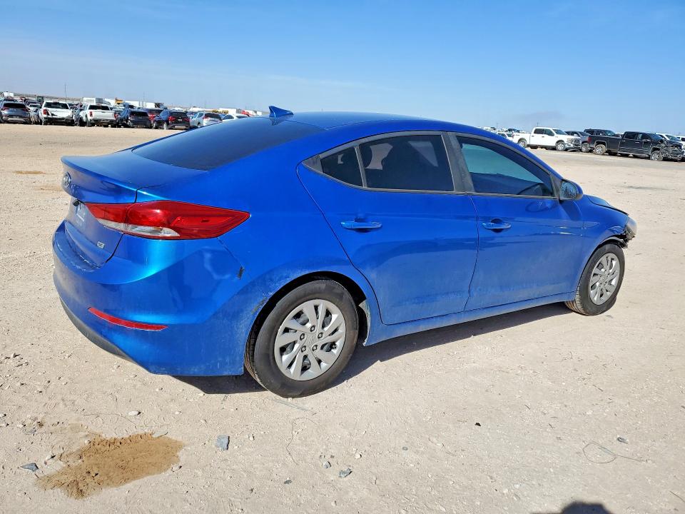 79314385 :رقم المزاد ، 5NPD74LF2HH164854 vin ، 2017 Hyundai Elantra مزاد بيع