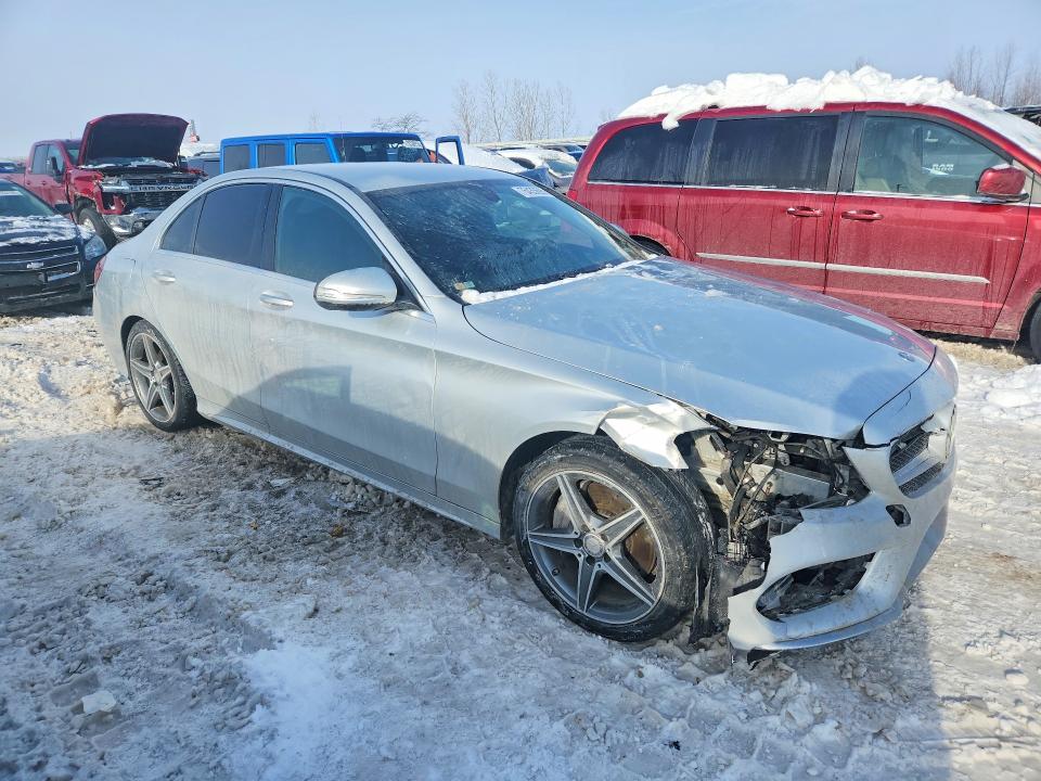 2015 Mercedes-benz C მანქანა იყიდება აუქციონზე, vin: 55SWF4KB4FU013972, აუქციონის ნომერი: 76435695