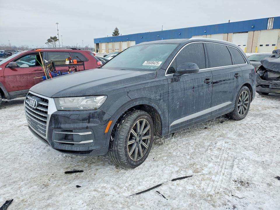 Продажа на аукционе авто 2017 Audi Q7, vin: WA1LAAF74HD013398, номер лота: 75559425