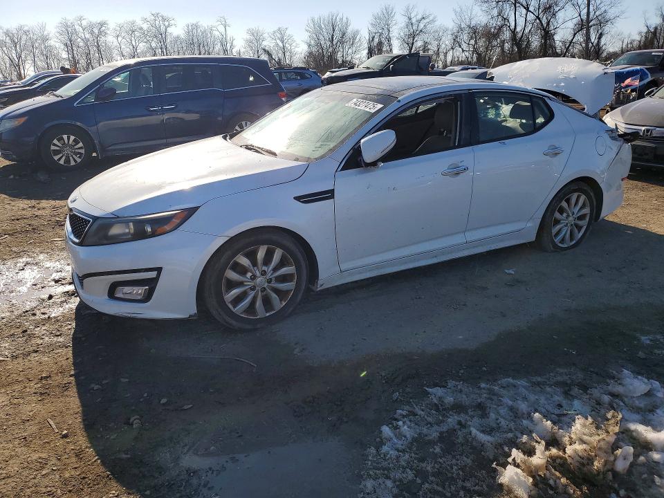 2015 Kia Optima მანქანა იყიდება აუქციონზე, vin: 5XXGN4A70FG426359, აუქციონის ნომერი: 74327475
