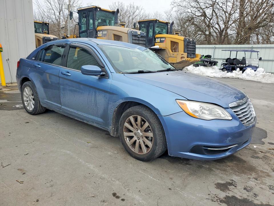 2011 Chrysler 200 მანქანა იყიდება აუქციონზე, vin: 1C3BC1FG4BN555571, აუქციონის ნომერი: 76868645