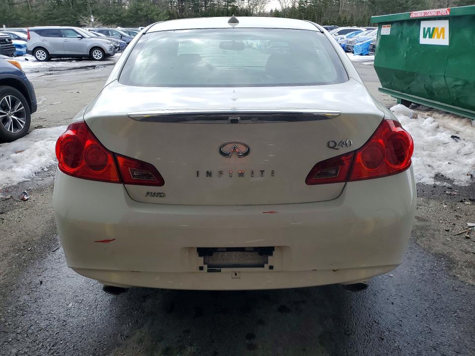 76364495 :رقم المزاد ، JN1CV6AR2FM521000 vin ، 2015 Infiniti Q40 مزاد بيع