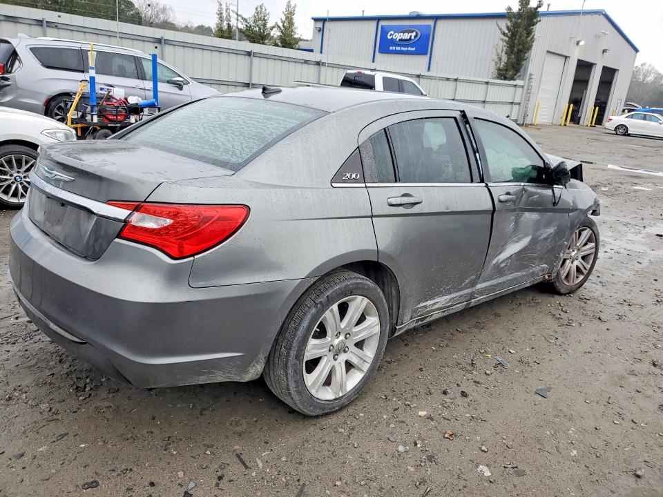 Продажа на аукционе авто 2013 Chrysler 200, vin: 1C3CCBAB9DN685810, номер лота: 75989035
