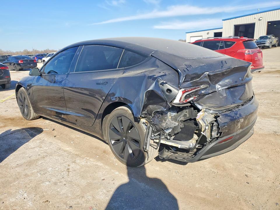 2025 Tesla Model 3 მანქანა იყიდება აუქციონზე, vin: 5YJ3E1EA4SF037885, აუქციონის ნომერი: 78577575