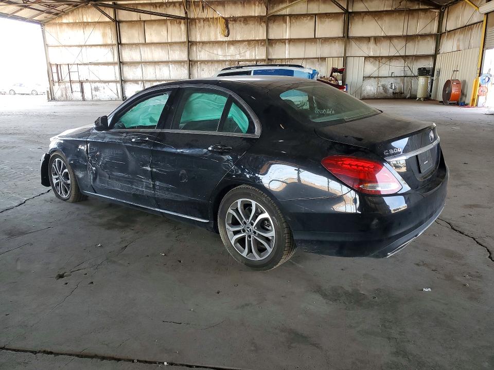 79103735 :رقم المزاد ، 55SWF4JB3HU229882 vin ، 2017 Mercedes-benz C مزاد بيع