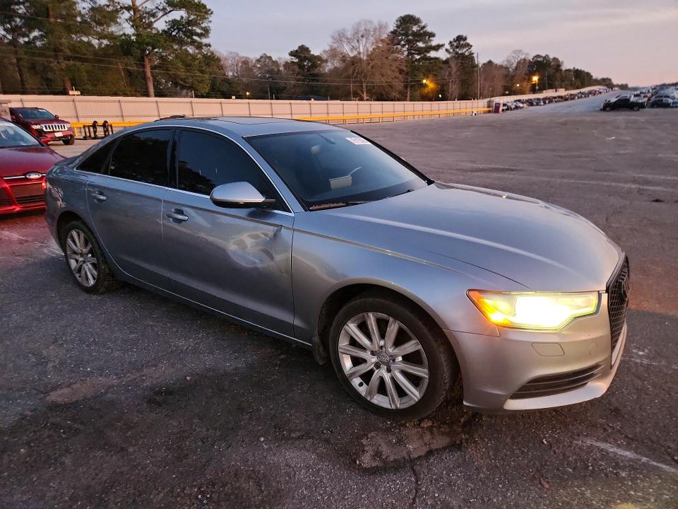 Продаж на аукціоні авто 2015 Audi A6, vin: WAUFFAFC8FN008128, номер лоту: 76115365