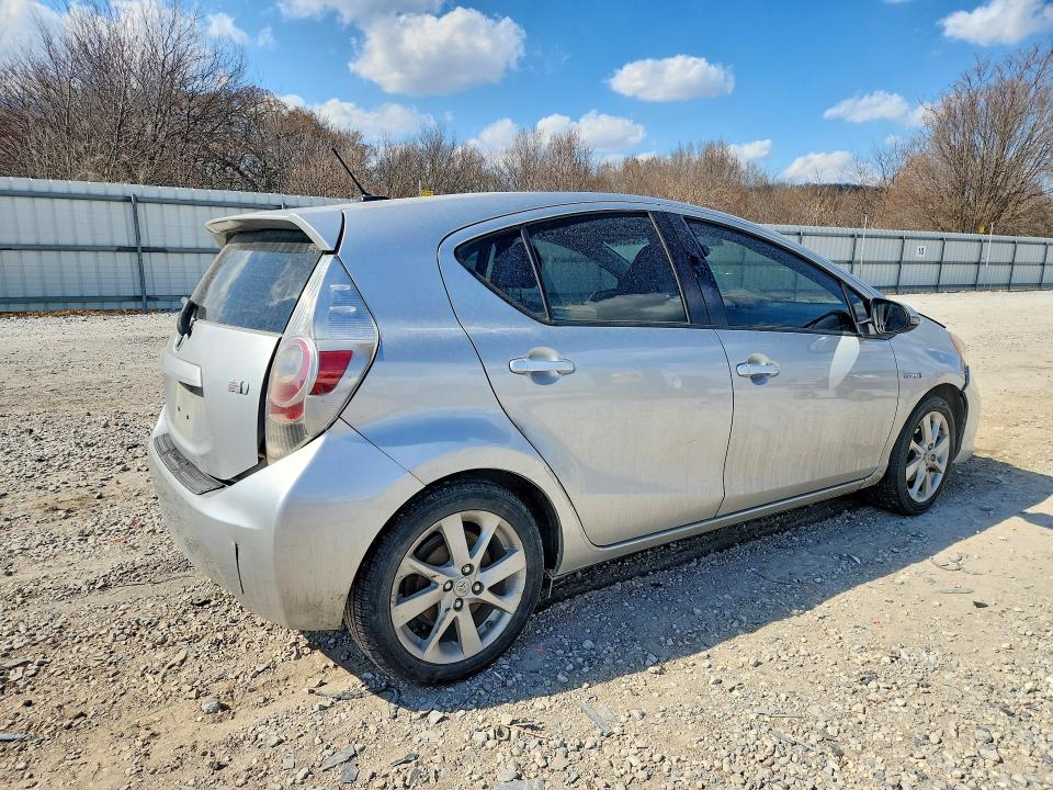 79306885 :رقم المزاد ، JTDKDTB30C1000326 vin ، 2012 Toyota Prius C مزاد بيع