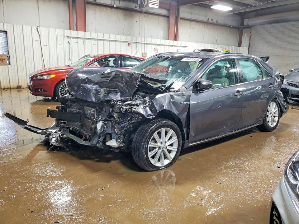 76422395 :رقم المزاد ، 4T1BD1FK2DU071352 vin ، 2013 Toyota Camry Hybrid مزاد بيع