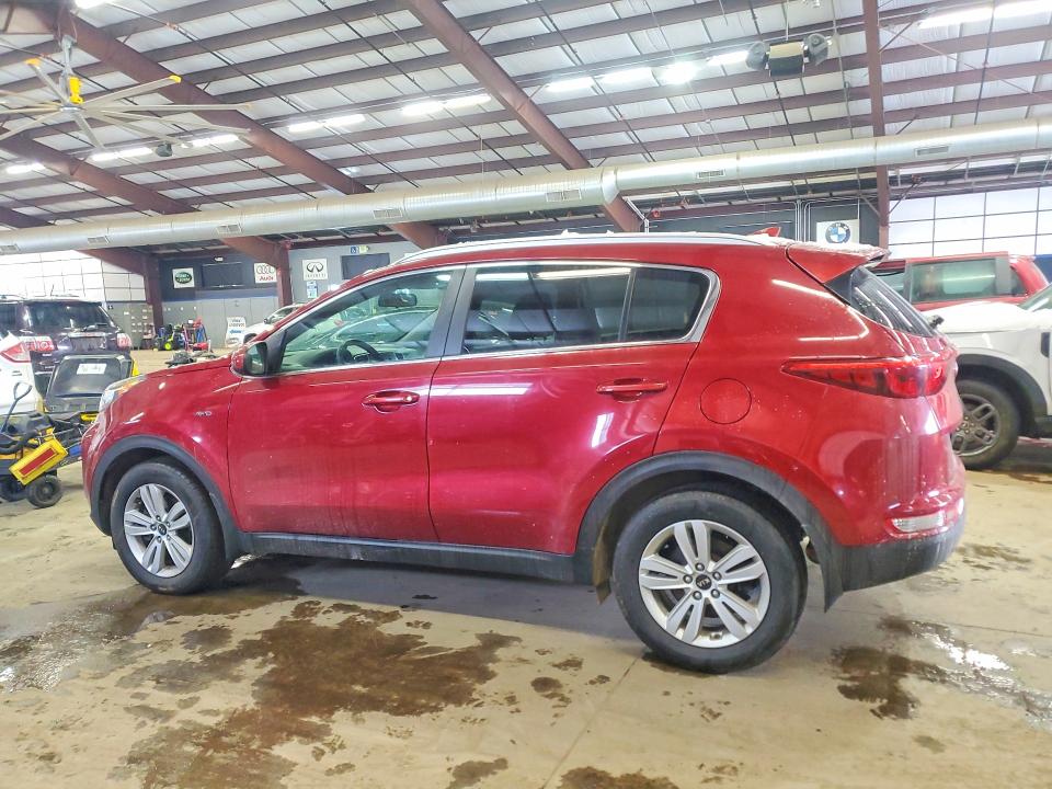 Продажа на аукционе авто 2017 Kia Sportage, vin: KNDPMCAC9H7271798, номер лота: 79173705