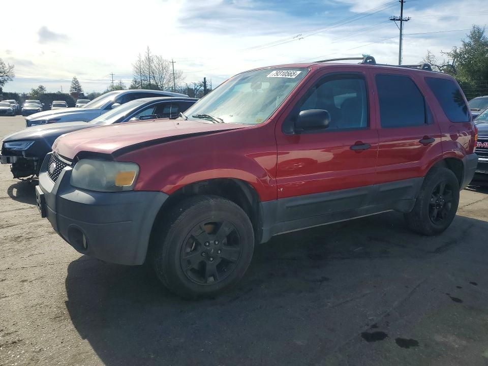 Продажа на аукционе авто 2005 Ford Escape, vin: 1FMYU93105KA70752, номер лота: 79310565