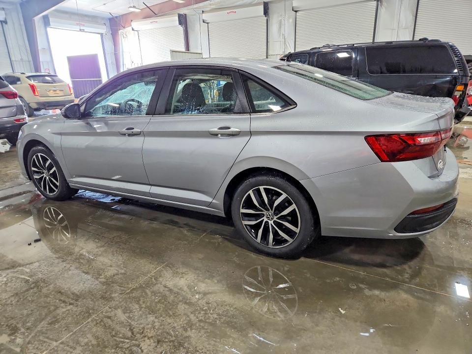 75687515 :رقم المزاد ، 3VW7X7BU5SM034824 vin ، 2025 Volkswagen Jetta مزاد بيع