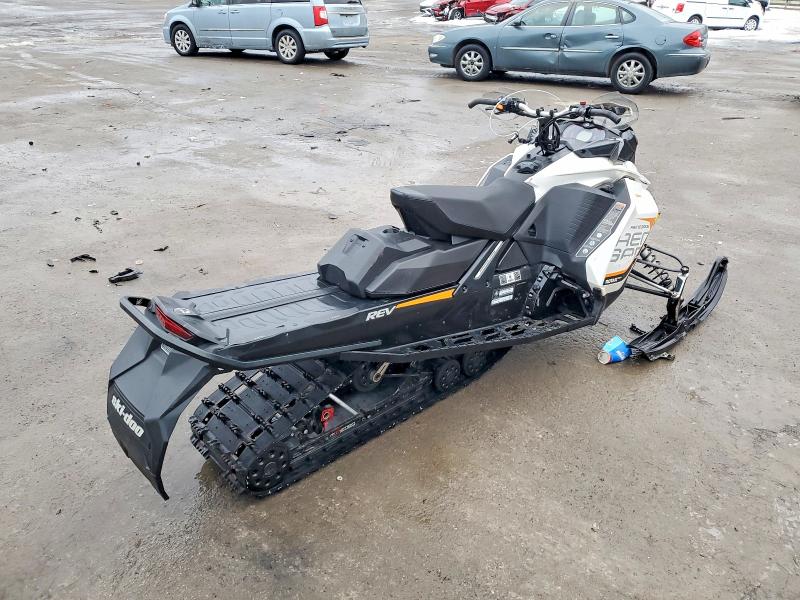 Auction sale of the 2017 Ski-doo Renegade Adrenaline, vin: 2BPSUFHX6HV000546, lot number: 76566305