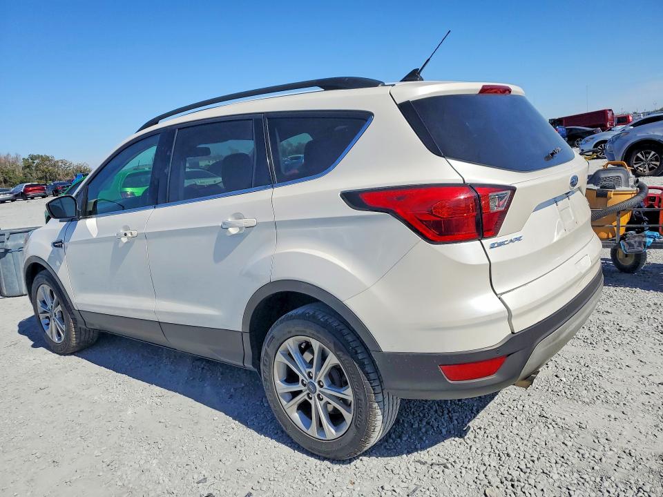 Продажа на аукционе авто 2019 Ford Escape, vin: 1FMCU9HD0KUA97432, номер лота: 79948325
