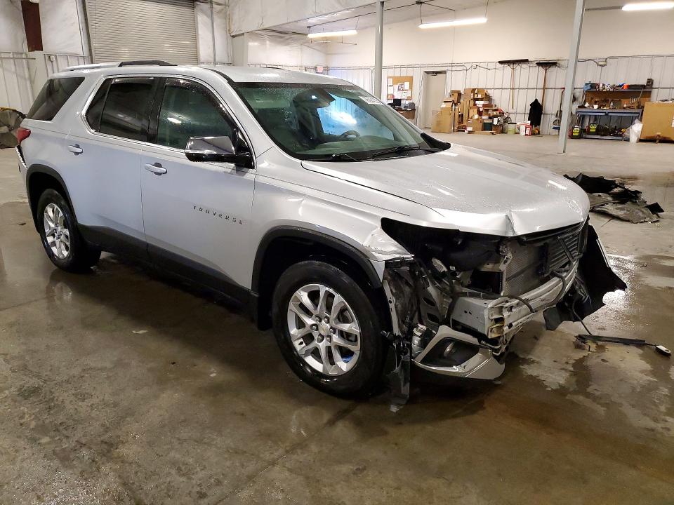 Продаж на аукціоні авто 2018 Chevrolet Traverse, vin: 1GNEVGKW2JJ128499, номер лоту: 76924335