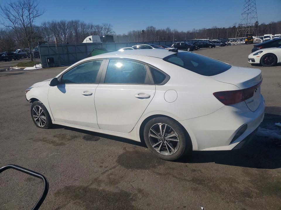 78645675 :رقم المزاد ، 3KPF24AD6RE777879 vin ، 2024 Kia Forte مزاد بيع