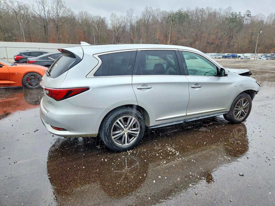 75570435 :رقم المزاد ، 5N1DL0MN4KC511335 vin ، 2019 Infiniti Qx60 Luxe مزاد بيع