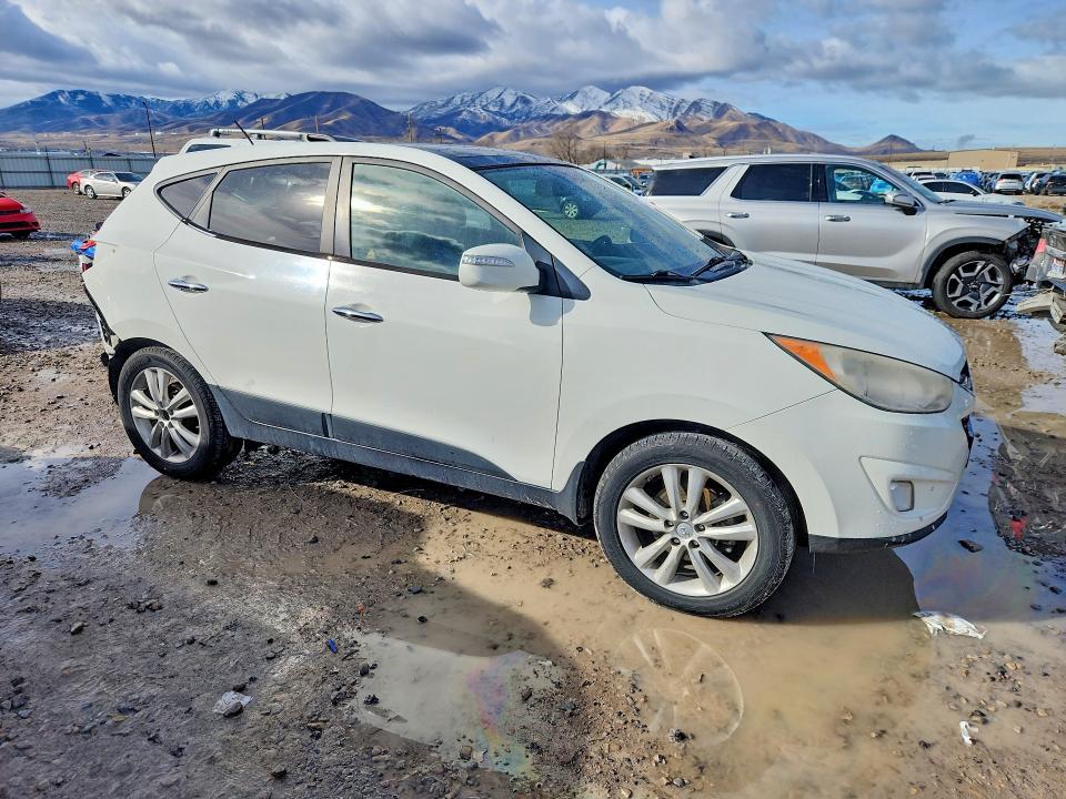 Продажа на аукционе авто 2011 Hyundai Tucson, vin: KM8JUCAC7BU230659, номер лота: 78654335