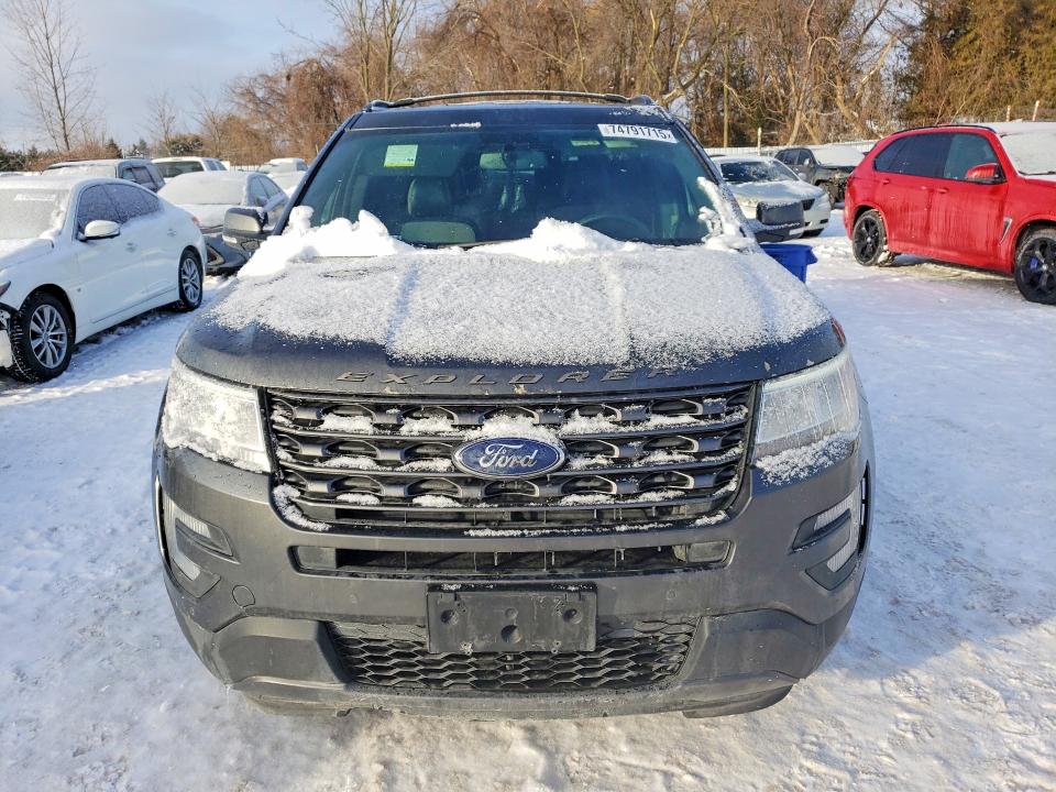 74791715 :رقم المزاد ، 1FM5K8D81HGD28461 vin ، 2017 Ford Explorer مزاد بيع