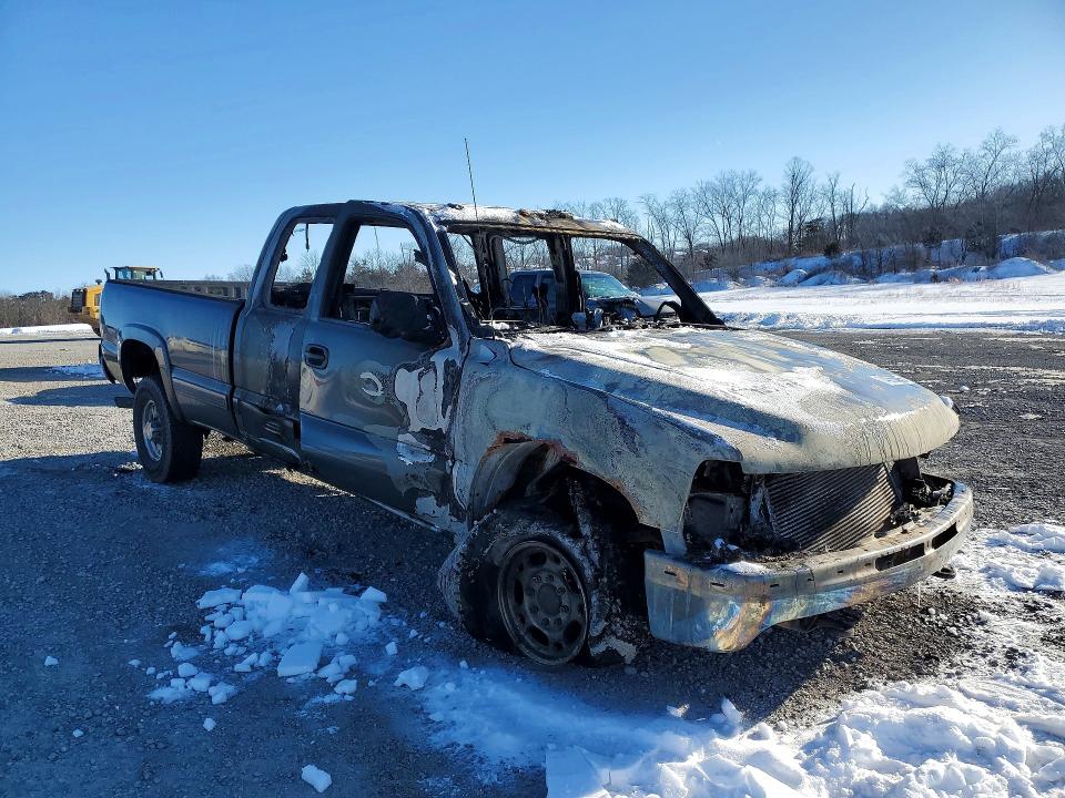 2002 Chevrolet Silverado მანქანა იყიდება აუქციონზე, vin: 1GCHK29132E111779, აუქციონის ნომერი: 76548755