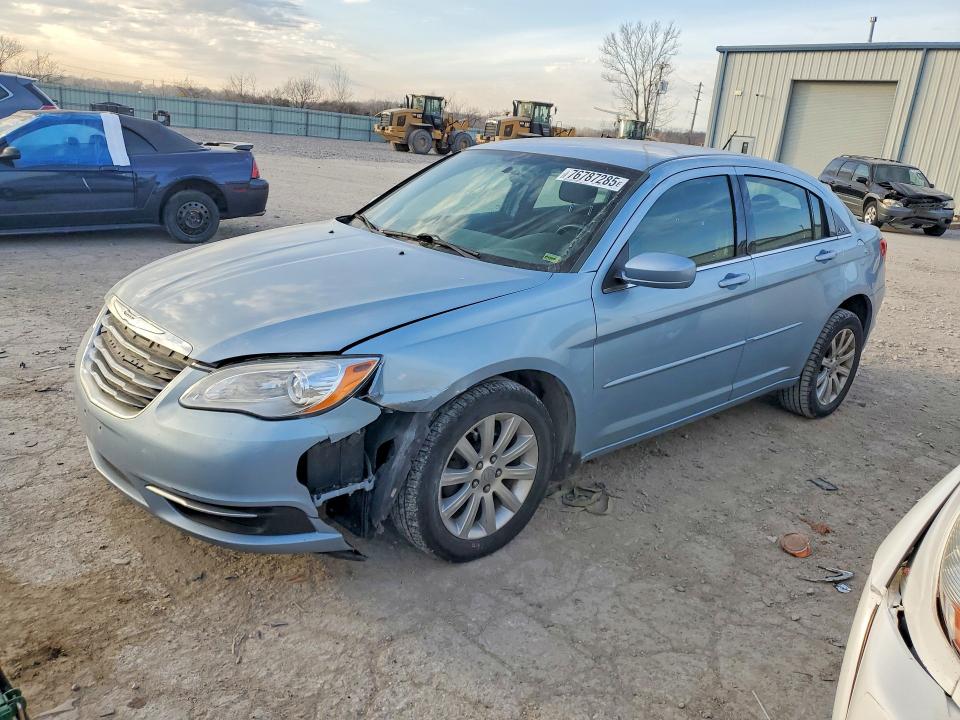 Продажа на аукционе авто 2012 Chrysler 200, vin: 1C3CCBBG0CN321641, номер лота: 76787285