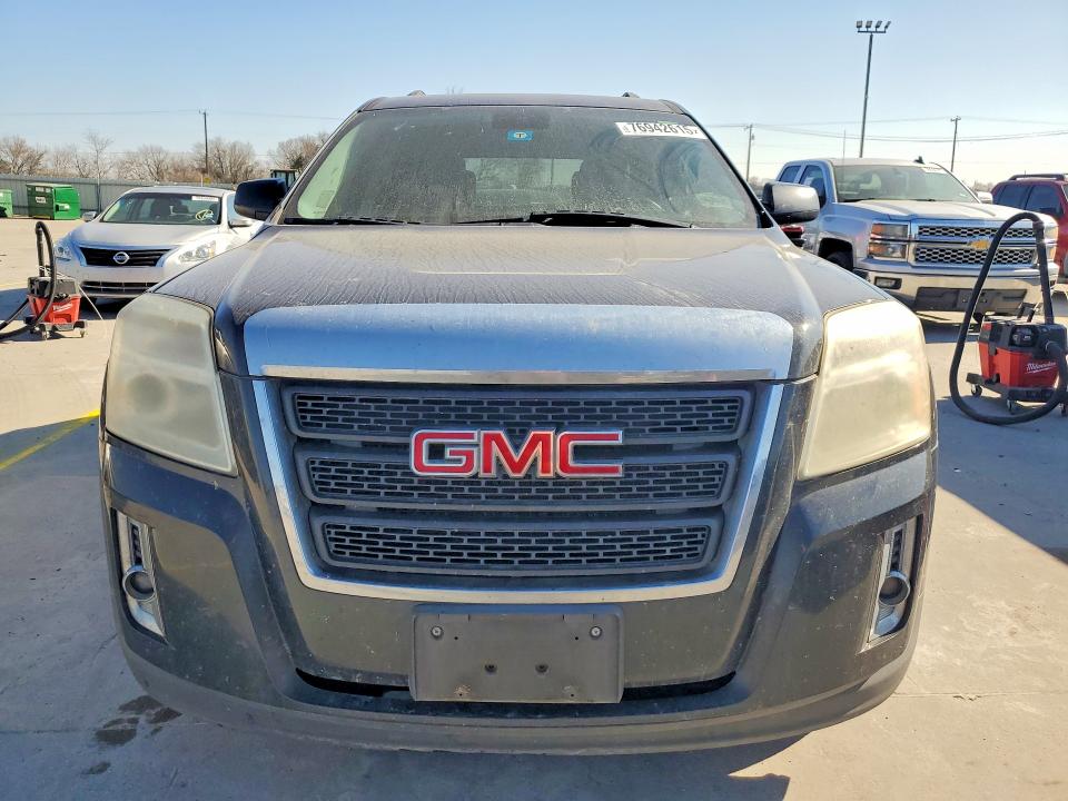 76942615 :رقم المزاد ، 2GKALSEK8F6181791 vin ، 2015 Gmc Terrain مزاد بيع