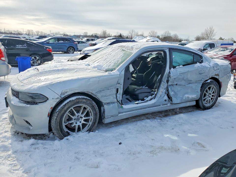 76160435 :رقم المزاد ، 2C3CDXMG4NH265139 vin ، 2022 Dodge Charger مزاد بيع