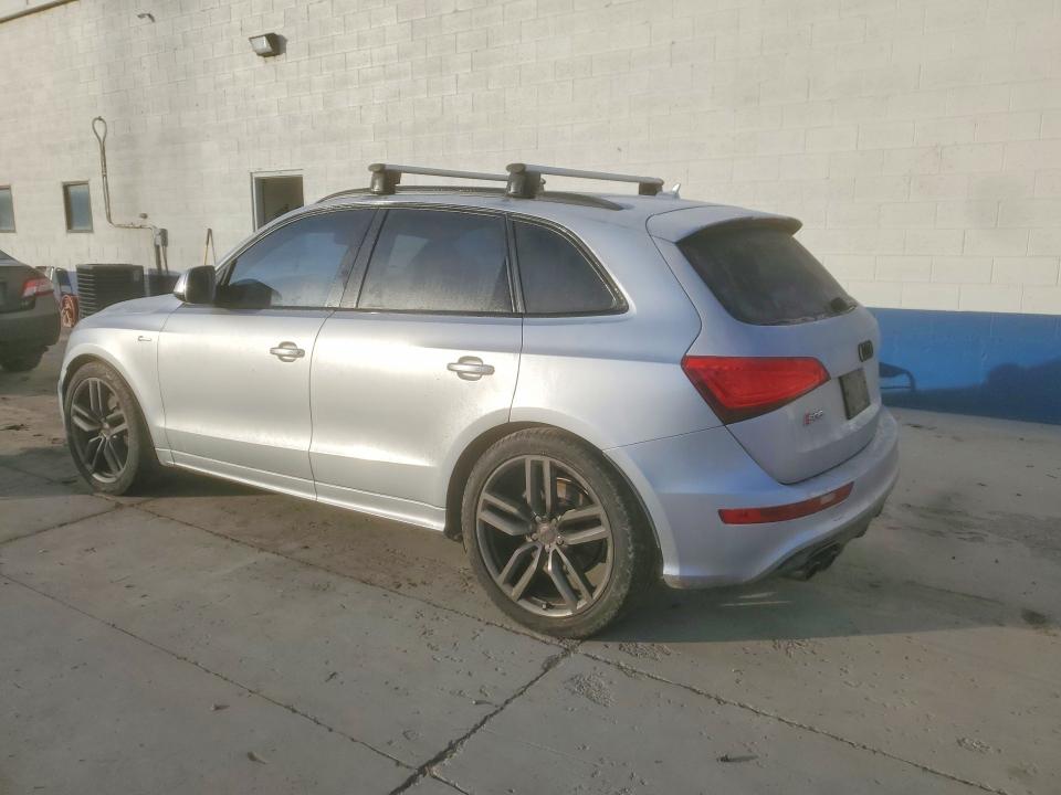 Продажа на аукционе авто 2015 Audi Sq5, vin: WA1CGAFPXFA072453, номер лота: 78579765