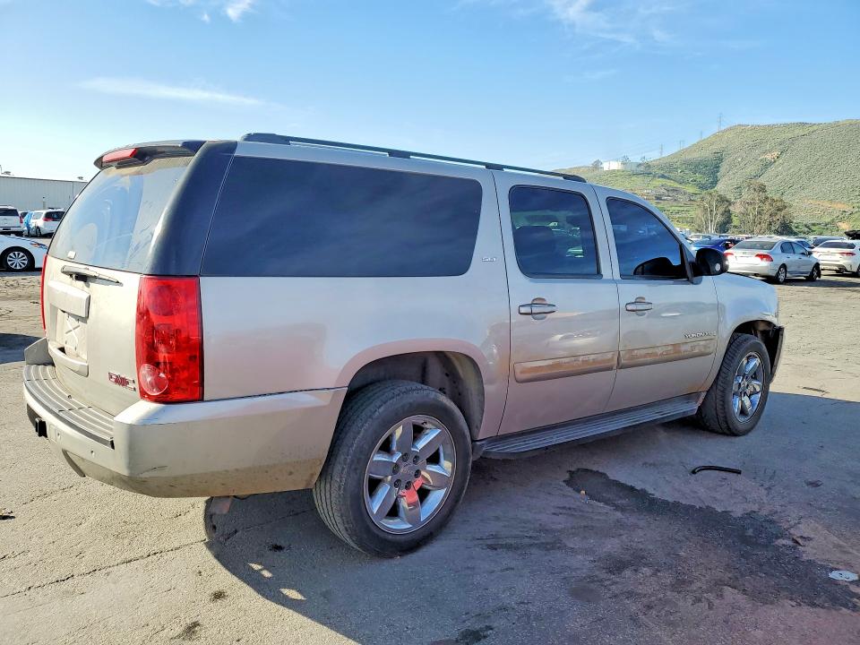 Продажа на аукционе авто 2008 Gmc Yukon Xl, vin: 1GKFC16J88R146911, номер лота: 79053005