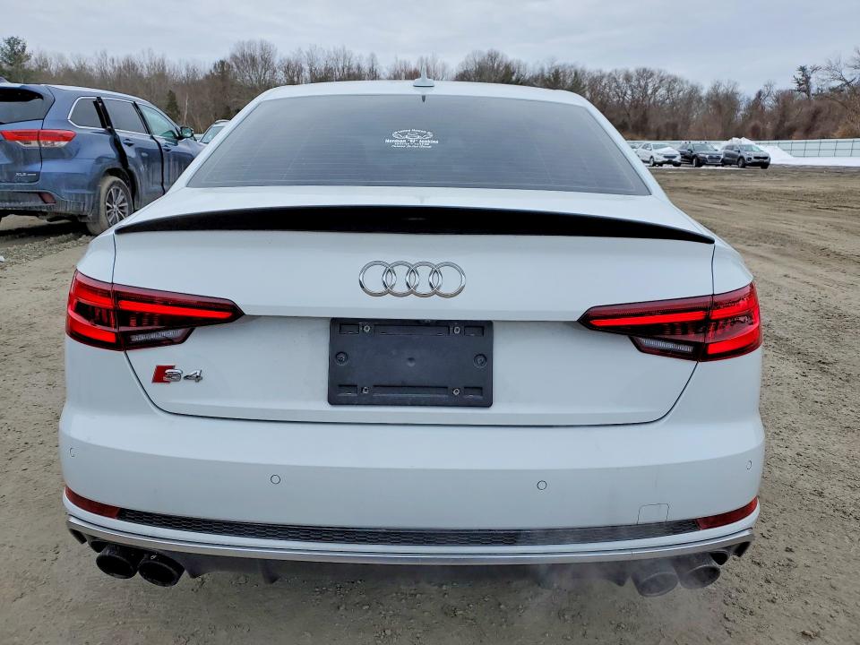 Продаж на аукціоні авто 2018 Audi S4, vin: WAUC4AF44JA075939, номер лоту: 76445625