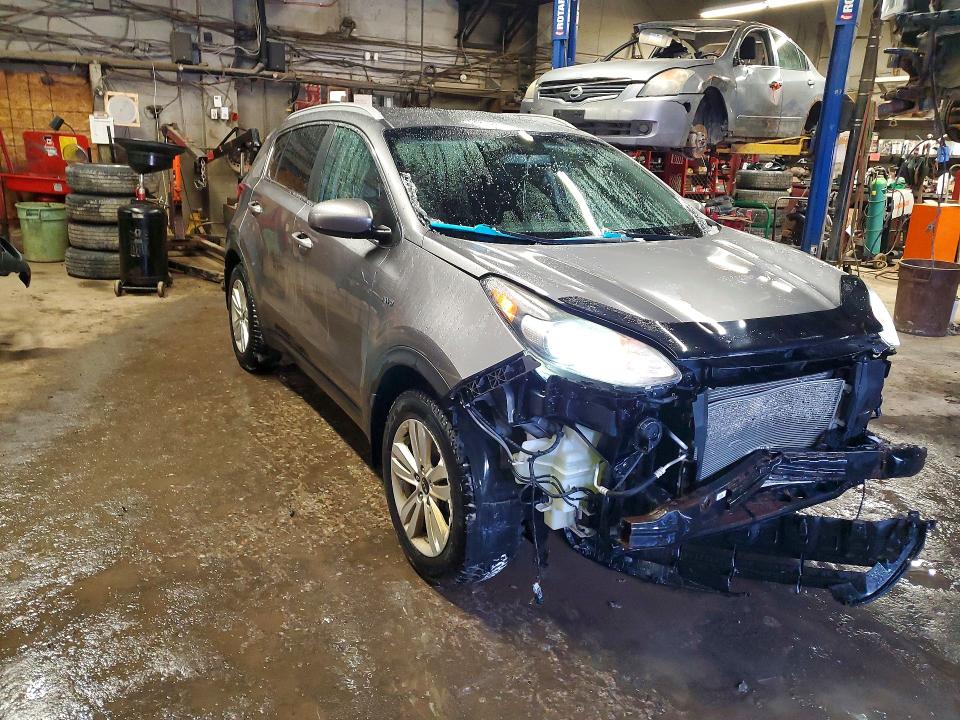2017 Kia Sportage მანქანა იყიდება აუქციონზე, vin: KNDPMCAC6H7077617, აუქციონის ნომერი: 76825485