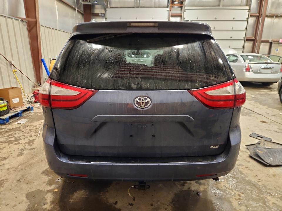 Продаж на аукціоні авто 2015 Toyota Sienna, vin: 5TDYK3DC4FS575565, номер лоту: 74078725