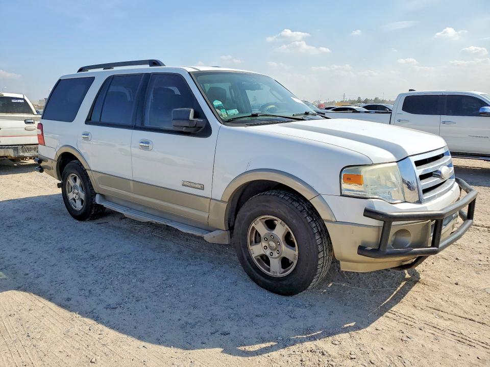 Продажа на аукционе авто 2007 Ford Expedition, vin: 1FMFU17547LA71454, номер лота: 77222305