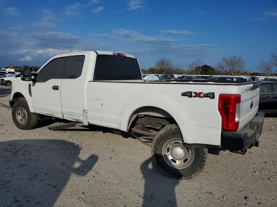 74548325 :رقم المزاد ، 1FT7X2B68KEE91673 vin ، 2019 Ford F250 مزاد بيع