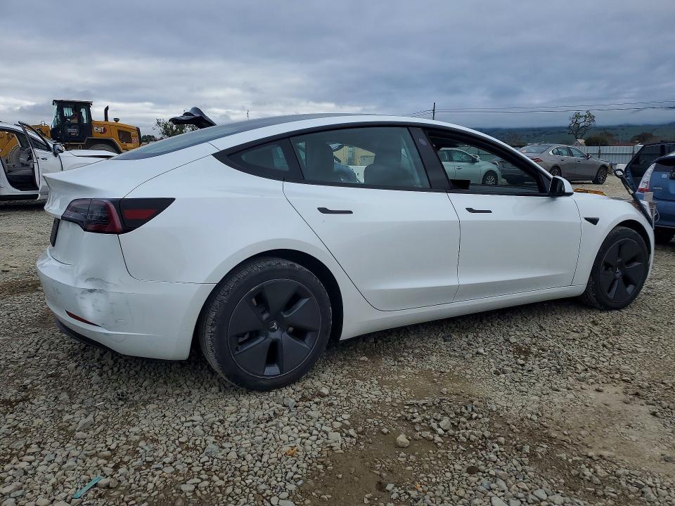 77240135 :رقم المزاد ، 5YJ3E1EA2PF577503 vin ، 2023 Tesla Model 3 مزاد بيع
