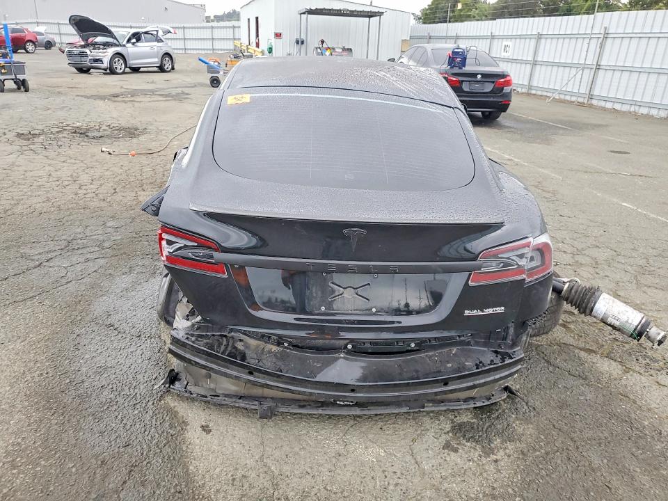 Продажа на аукционе авто 2019 Tesla Model S, vin: 5YJSA1E43KF335149, номер лота: 78643435