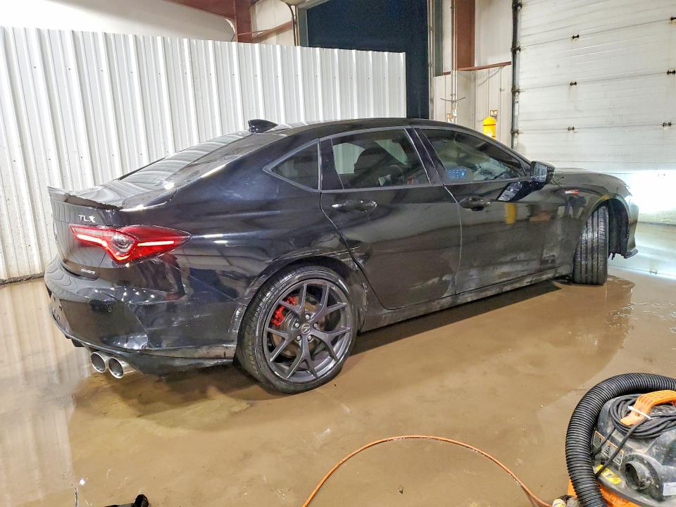 76568425 :رقم المزاد ، 19UUB7F98PA002000 vin ، 2023 Acura Tlx مزاد بيع