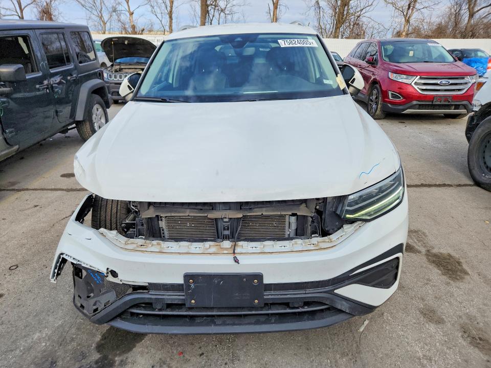 Aukcja sprzedaży 2022 Volkswagen Tiguan, vin: 3VV3B7AX3NM094375, numer aukcji: 75824005