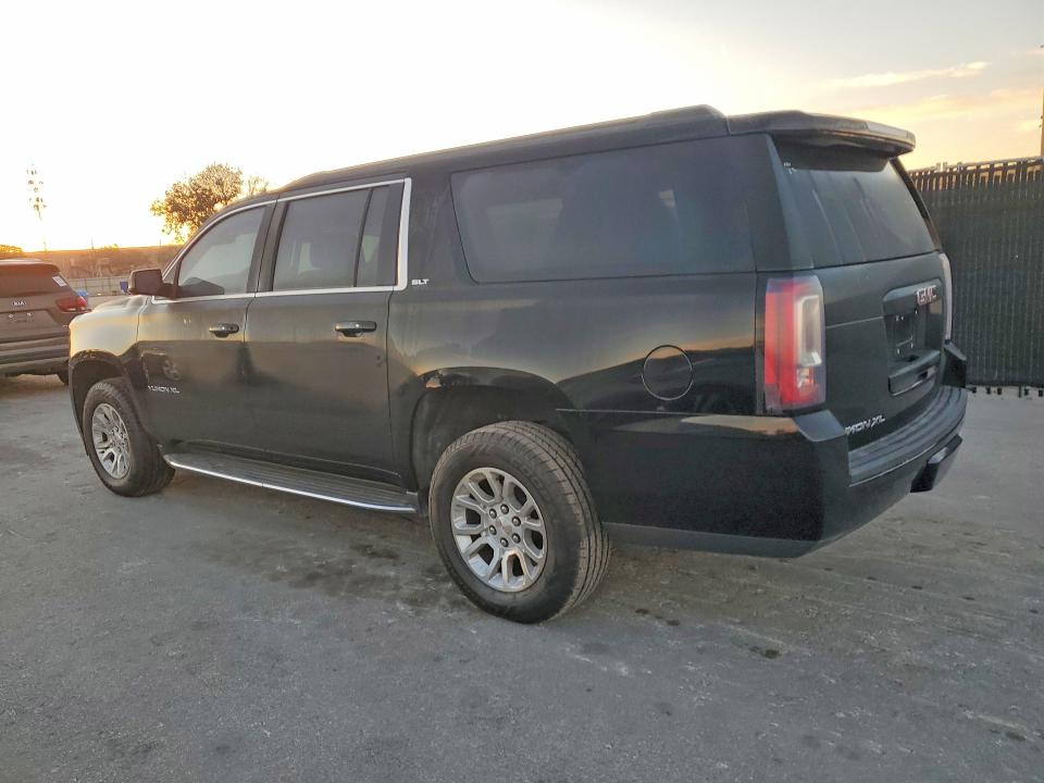 75667235 :رقم المزاد ، 1GKS1GKC3JR384587 vin ، 2018 Gmc Yukon Xl C مزاد بيع