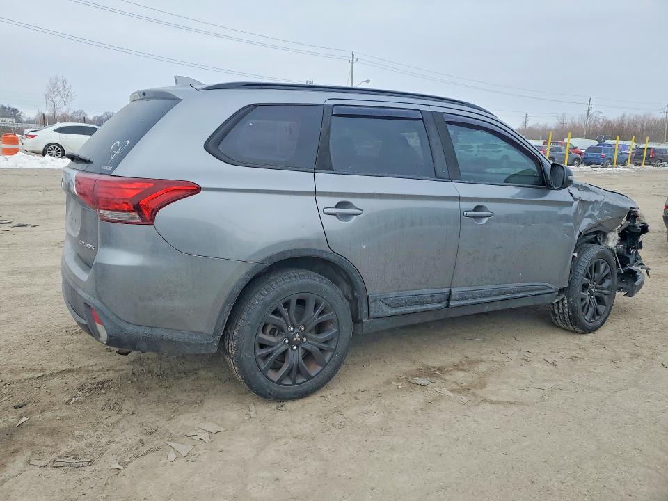 Продаж на аукціоні авто 2018 Mitsubishi Outlander, vin: JA4AZ3A30JZ026089, номер лоту: 75817955